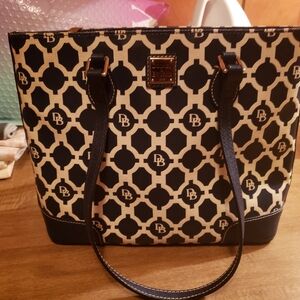 Dooney and Bourke Handbag